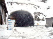 مختلف علاقوں میں بارش پہاڑوں پربرفباری سردی بڑھ گئی