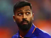 پانڈیا کی کروڑوں روپے کی گھڑیاں کسٹم حکام نے ضبط کر لیں