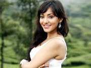 نیہا شرما کی فلم ’’ینگستان‘‘ کا پہلا پوسٹر بھی جاری