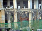 نسلہ ٹاور گرانے کا کام تیز کردیا گیا