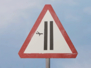 نامعلوم فنکار کا ٹریفک بورڈ بطور این ایف ٹی فروخت