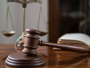 جج پر تشدد کرنے پر ڈپٹی کمشنر اسسٹنٹ کمشنر اور وکلا کے خلاف مقدمہ