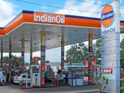 بھارت میں پیٹرول سستا ہوگیا