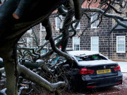 برطانیہ میں طوفان 30000  گھر 5 روز سے  بجلی سے محروم