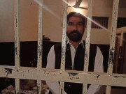 میانوالی جلسے میں پولیس اہلکار کو تھپڑمارنے والے پی ٹی آئی رہنما کیخلاف مقدمہ درج