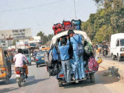 پشاور میں پرانی اسکول وینز پر پابندی عائد