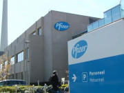 بچوں کو دی جانے والی فائزر کورونا ویکسین غیرموثر خوراک بڑھانے کا فیصلہ