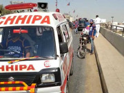 فٹ پاتھوں اور فلائی اوورز کے جنگلے چوری حادثات کا خدشہ