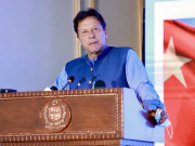 ہم تھوڑا سا معاشی طور پر سنبھلتے ہی ہیں پھر ڈالر اوپر چلا جاتاہے وزیراعظم