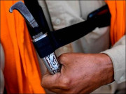 سکھ برادری کا کرپان پر پشاور ہائیکورٹ کا فیصلہ چیلنج کرنے کا اعلان