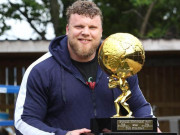 آٹزم میں مبتلا شخص دنیا کا طاقتور ترین انسان بن گیا