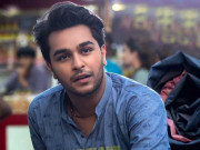 عاصم اظہر کنسرٹ میں خواتین کے ساتھ بدتمیزی کرنیوالے نوجوانوں پر برہم