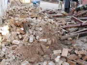 صادق آباد میں دیوار تلے آکر 6 بچے جاں بحق