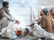 کراچی میں کوئٹہ کی ہوائیں چلنے سے درجہ حرارت مزید کم ہوگیا