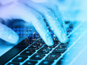 اب عام کمپیوٹرکوہاتھوں کے اشارے سے چلائیں