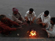 کراچی میں پیر سے سردی کی شدت کم ہونے کا امکان