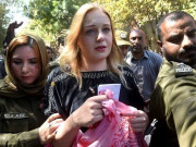 عدالت کا غیرملکی ماڈل ٹریزا کا پاسپورٹ سمیت دیگر سامان واپس کرنے کا حکم