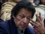 عمران خان کی کمزور قیادت