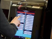 الیکشن کمیشن نے الیکٹرانک ووٹنگ میشن کے ہیک ہونے کا خدشہ ظاہر کردیا