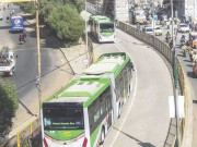 کراچی کی گرین لائن بس پر شرپسندوں کا پتھراؤ