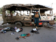 افغانستان میں مسافر بس بم دھماکے میں 7 افراد جاں بحق