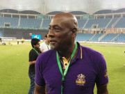 کوئٹہ گلیڈی ایٹرز کے مینٹور سرویون رچرڈز پاکستان پہنچ گئے