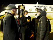 وزیراعظم وفاقی وزرا کے ہمراہ 4 روزہ دورے پر چین پہنچ گئے