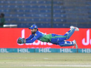 ملتان سلطانز نے پشاور زلمی کو شکست دے کر مسلسل پانچویں فتح حاصل کرلی