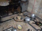 گھر میں سلنڈر دھماکے سے 12 افراد زخمی