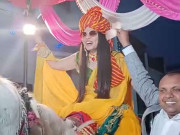 رواج بدل دیا دلہن بارات لے کردلہا کے گھرپہنچ گئی