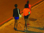 زمبابوے میں خواتین موسمیاتی تبدیلی کے باعث جسم فروشی پر مجبور