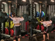 ٹائیگر شروف کی گرل فرینڈ نے 80 کلو گرام وزن اٹھا کر سب کو حیران کردیا