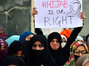 حجاب اتارنے کاحکم کرناٹک  میں کالج لیکچرارنےاستعفیٰ دے دیا