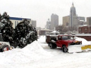 امریکا ریاست کنیٹی کٹ میں پھر شدید برف باری کئی حادثات 