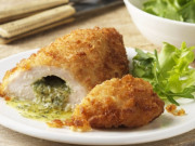 یوکرینی عوام سے اظہاریکجہتی لندن کے ریسٹورنٹ نے’چکن کیف‘ پیش کردی