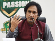 جادو کی چھڑی نہیں جسے گھما کر اپنی مرضی کی پچ تیار کرلیں رمیز راجا