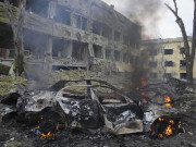 روسی فوج کی یوکرین میں بمباری میٹرنٹی اسپتال تباہ درجنوں بچے زخمی