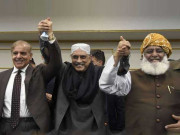 متحدہ اپوزیشن کا عدم اعتماد کی پُرامن اور بلاروک ٹوک ووٹنگ کے لیے عدالت جانے کا فیصلہ