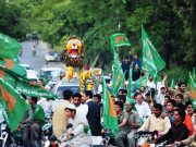 مہنگائی کے خلاف ن لیگ کے مارچ میں شامل ٹرک نے محنت کش کو کچل ڈالا