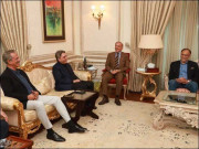 تحریک عدم اعتماد کی کامیابی کیلئے اپوزیشن نے ایم کیو ایم کے مطالبات تسلیم کرلیے