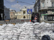 یوکرین کے شہر اوڈیسا میں واقع بندرگاہ پر روس کے فضائی حملے