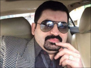 بلڈر سے بھتہ وصولی  ایاز موتی والا جسمانی ریمانڈ پر پولیس کے حوالے