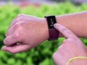 ایف ڈی اے نے دل کی دھڑکن ناپنے کیلیے فٹ بٹ واچ کی منظوری دیدی