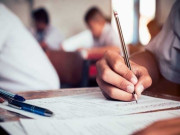 اساتذہ کو لائسنس دینے کیلیے مخصوص امتحان لینے کا فیصلہ