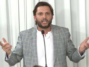 شاہد آفریدی نے ڈیپارٹمنٹل کرکٹ کی بحالی کی حمایت کردی