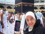بیت اللہ میں ڈرامے کی پروموشن مصری اداکارہ تنقید کی زد میں آگئیں