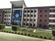 ایوان صدر کے عدم تعاون سے اردو یونیورسٹی تاریخ کے بدترین دوراہے پر پہنچ گئی