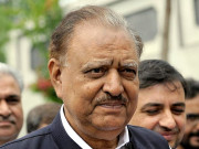 حکومت دہشتگردی سے نمٹنے کیلیے موثر پالیسی پر عمل پیرا ہے صدر ممنون