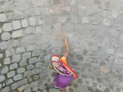 بغیر رسی کے کنویں میں اترنے  والی خاتون کی ویڈیو وائرل