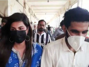 نمرہ کاظمی کے والدین نے شاہ رخ کو داماد تسلیم کرلیا وکیل